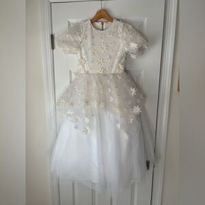 Zoe Ltd. white tulle girls dress with floral appliqués size 10